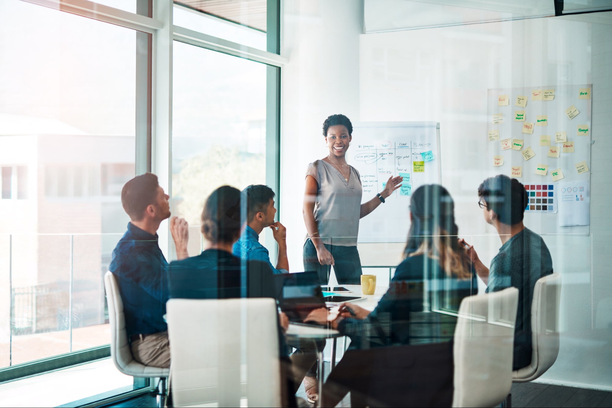 Strategic Solutions from Quickplus Business Consultants for Your Business Setup